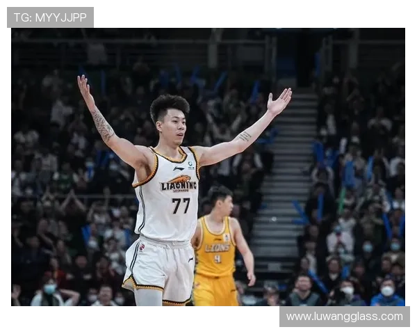 辽篮新赛季阵容身高劣势引发杨鸣罕见吐槽韩德君张镇麟离队隐患显现 辽篮新赛季阵容身高劣势引发杨鸣罕见吐槽韩德君张镇麟离队隐患显现